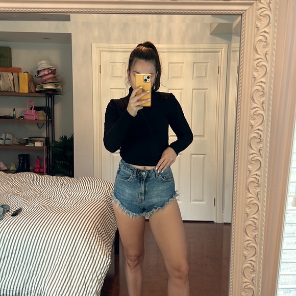 Daisy duke shorts - Picture 2 of 4